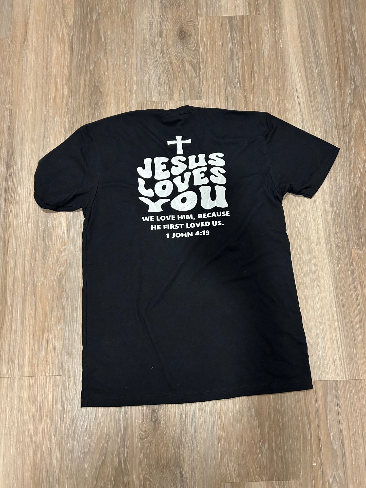 Jesus loves you T-Shirt